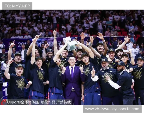 历届德甲冠军球队名单及其赛季精彩瞬间 历届德甲冠军球队名单及其赛季精彩瞬间